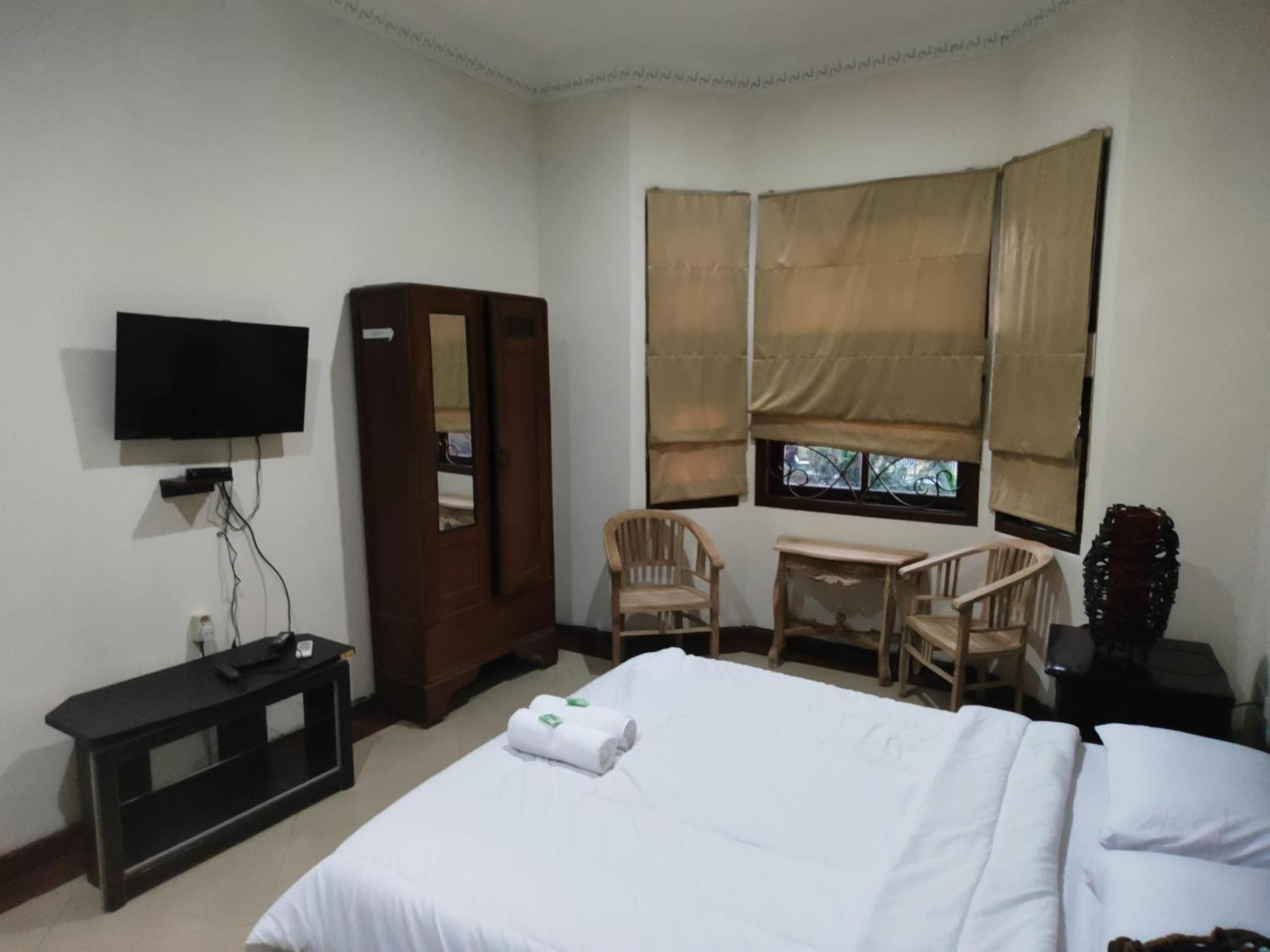 Tirto 27 Homestay Yogyakarta Exterior photo